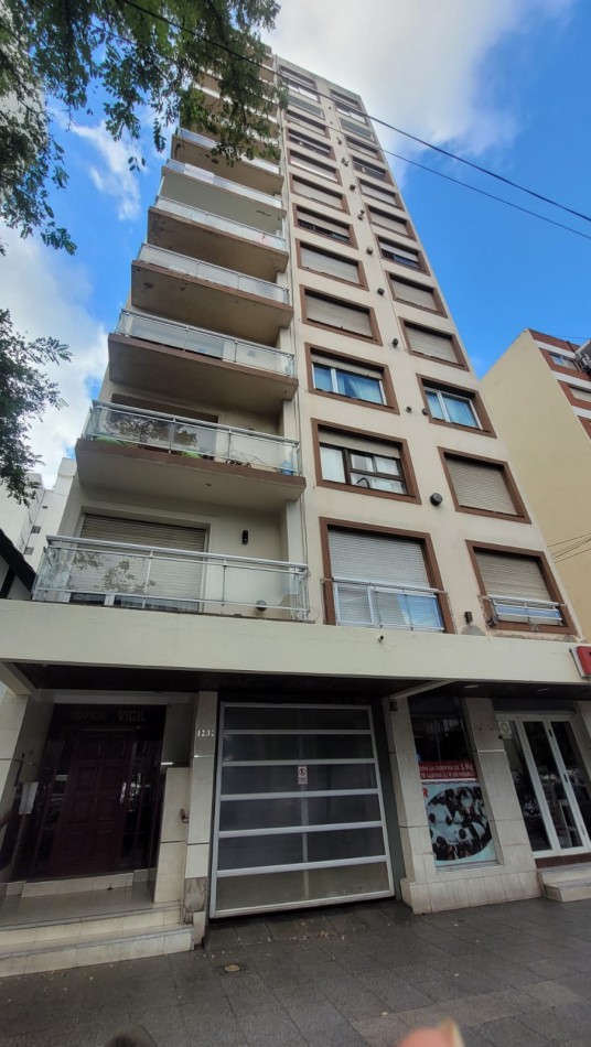 Departamento un ambiente en venta al contrafrente en zona La Perla  