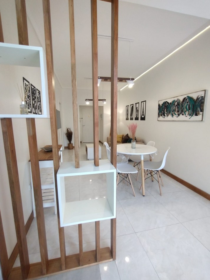 Venta Departamento 2 amb reciclado con muebles zona centro 