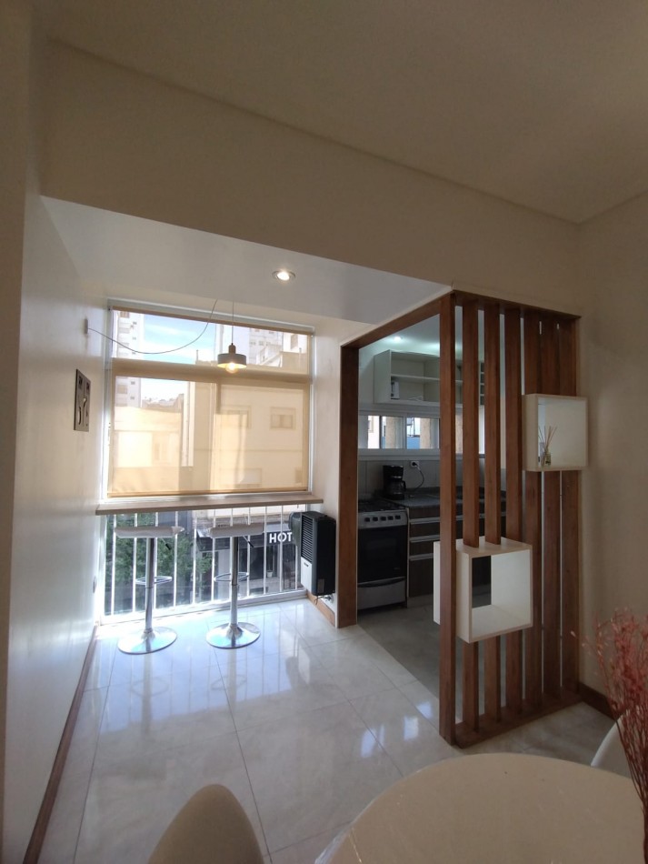 Venta Departamento 2 amb reciclado con muebles zona centro 