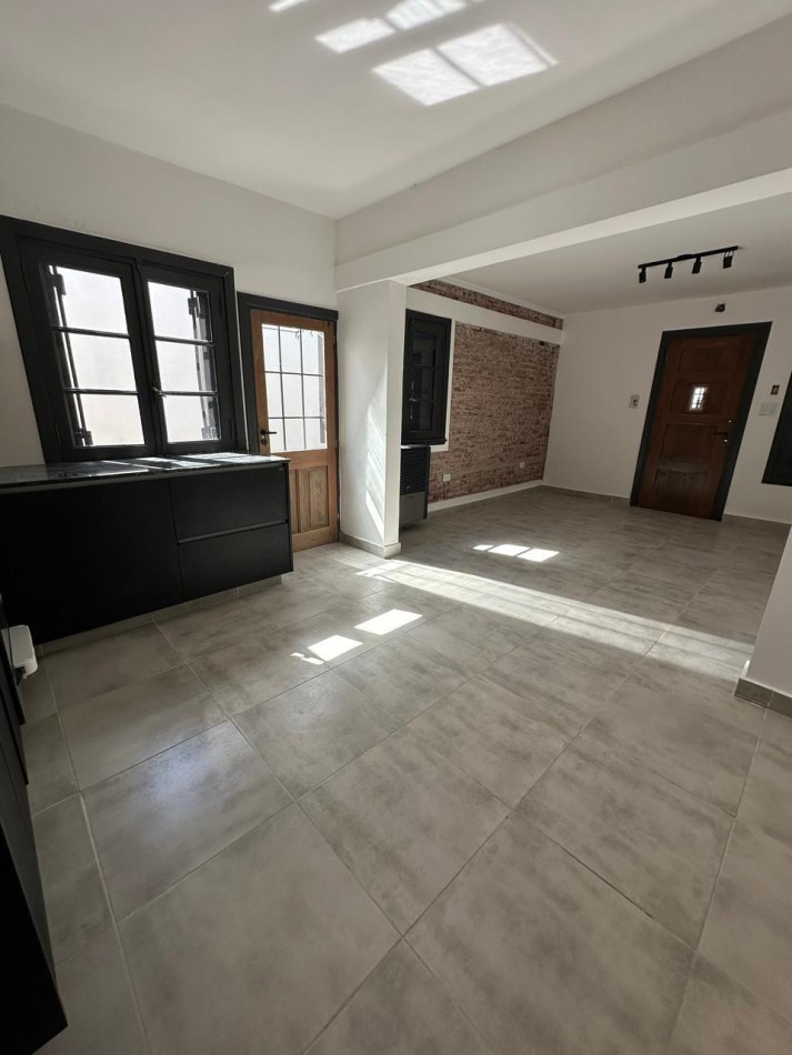 venta PH 4 ambientes con patio zona Chacabuco 4062