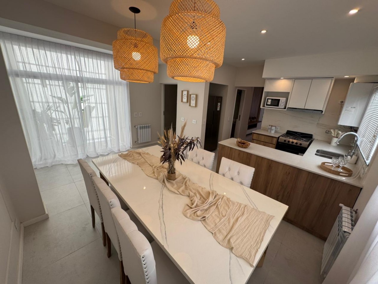 venta PH 4 AMBIENTES EN DOS PLANTAS CON TERRAZA Y COCHERA ZONA PASEO ALDREY