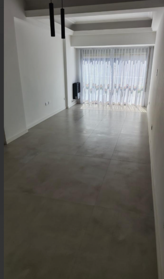 venta departamento 3 ambientes  con dependencia al frente con patio reciclado zona centro Belgrano 2770