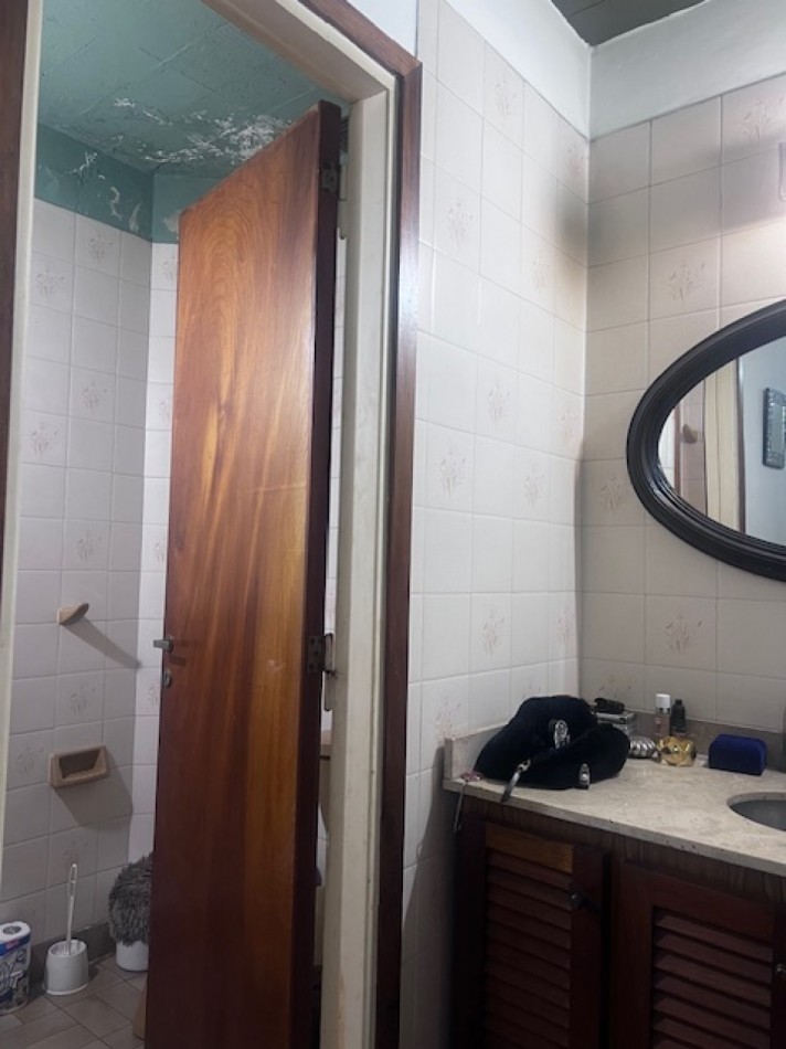 venta casa 3 ambientes con parque y garaje zona santa monica 