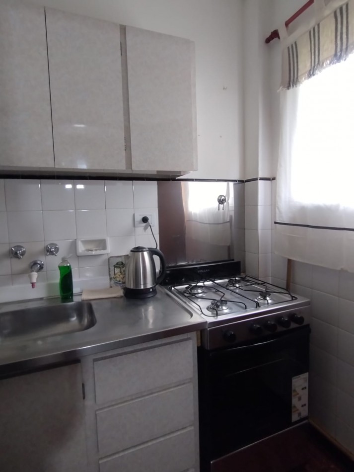 Alquiler temporada verano 2026 ambiente y medio zona shopping Aldrey 