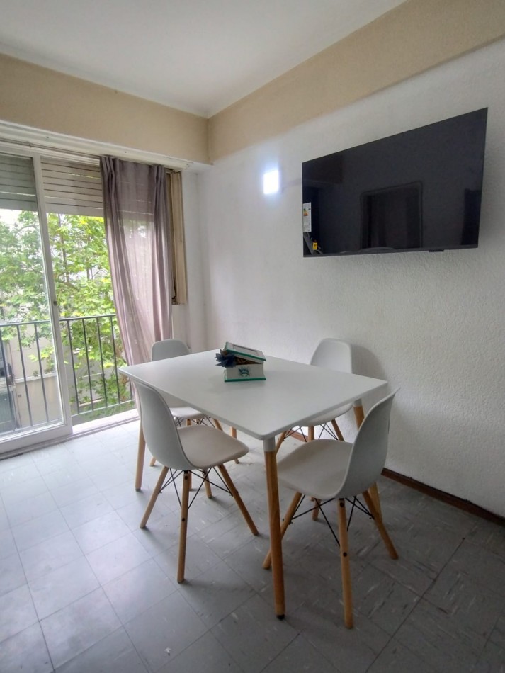 Alquiler temporada verano 2026 ambiente y medio zona shopping Aldrey 