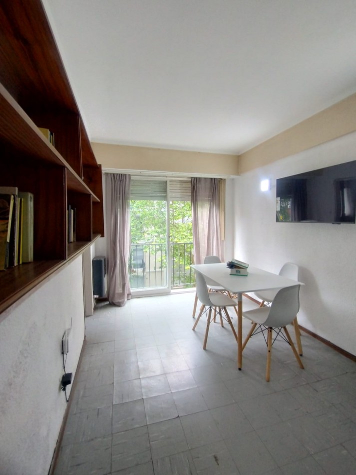 Alquiler temporada verano 2026 ambiente y medio zona shopping Aldrey 