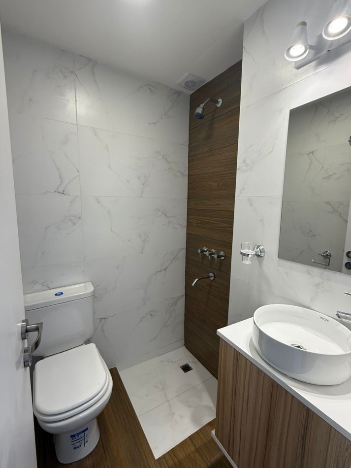 VENTA DEPARTAMENTO MONOAMBIENTE CON BALCON A LA CALLE 