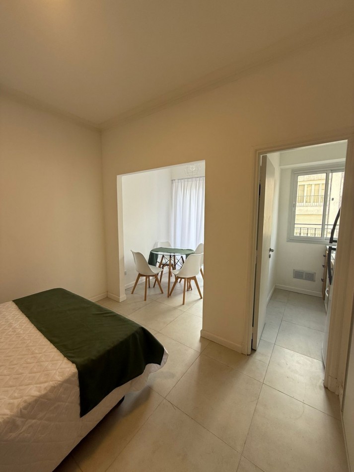 VENTA DEPARTAMENTO MONOAMBIENTE CON BALCON A LA CALLE 