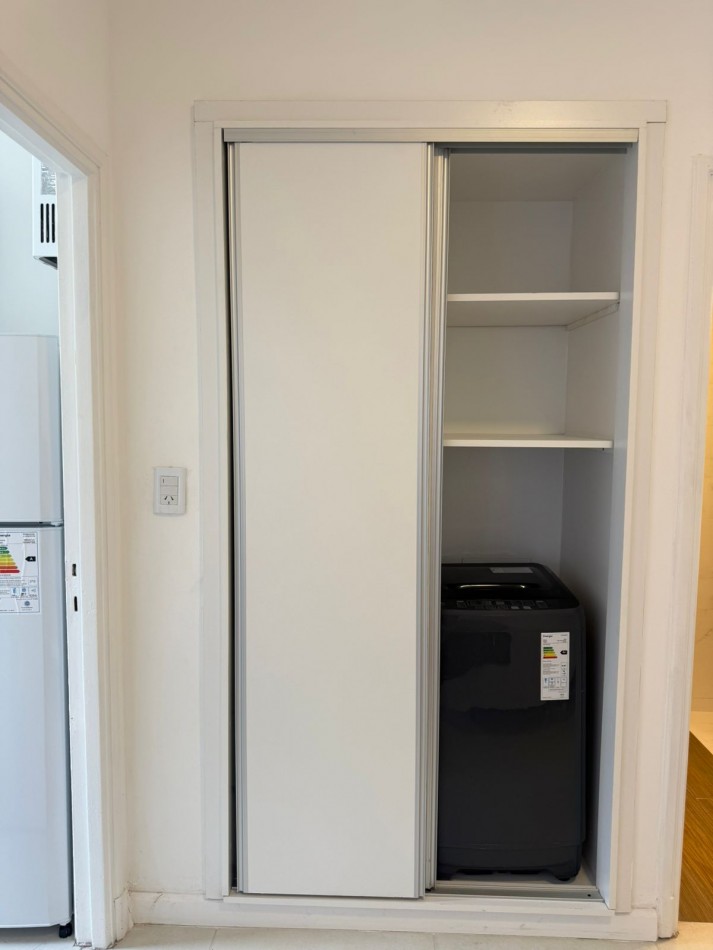 VENTA DEPARTAMENTO MONOAMBIENTE CON BALCON A LA CALLE 