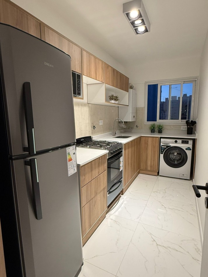 venta departamento 4 ambientes con cochera Santiago del Estero 2300 