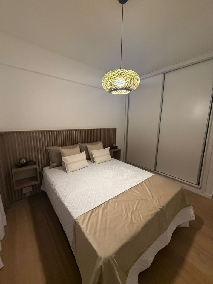 venta departamento 4 ambientes con cochera Santiago del Estero 2300 