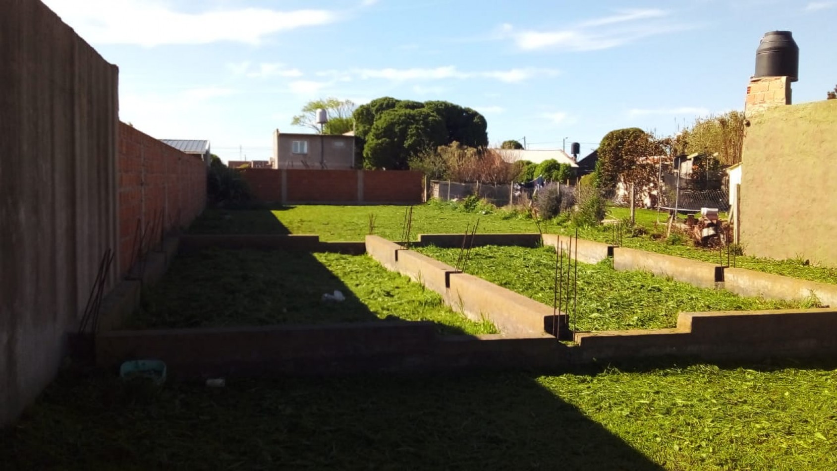 Venta terreno Felix U Camet