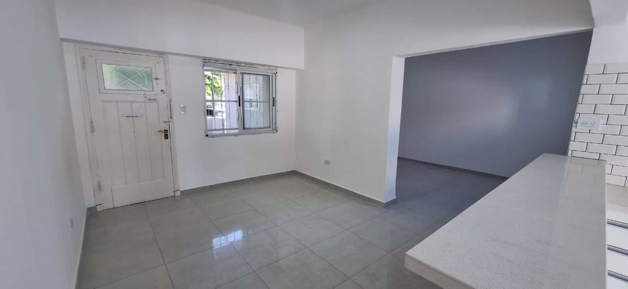 venta casa tres ambientes con garage y quincho zona Parque Luro