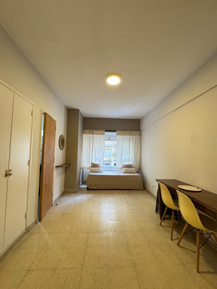 VENTA MONOAMBIENTE AL FRENTE ZONA PLAZA COLON