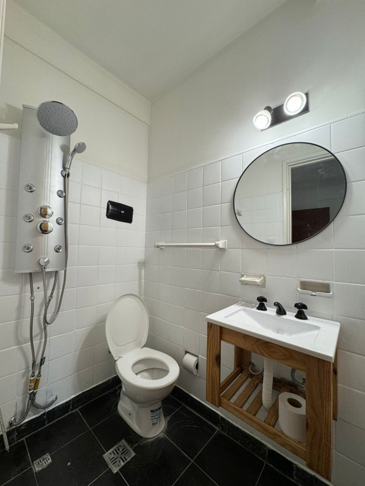 VENTA MONOAMBIENTE AL FRENTE ZONA PLAZA COLON