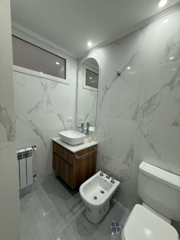 VENTA DEPARTAMENTO 3 AMB CON BALCON RECICLADO 