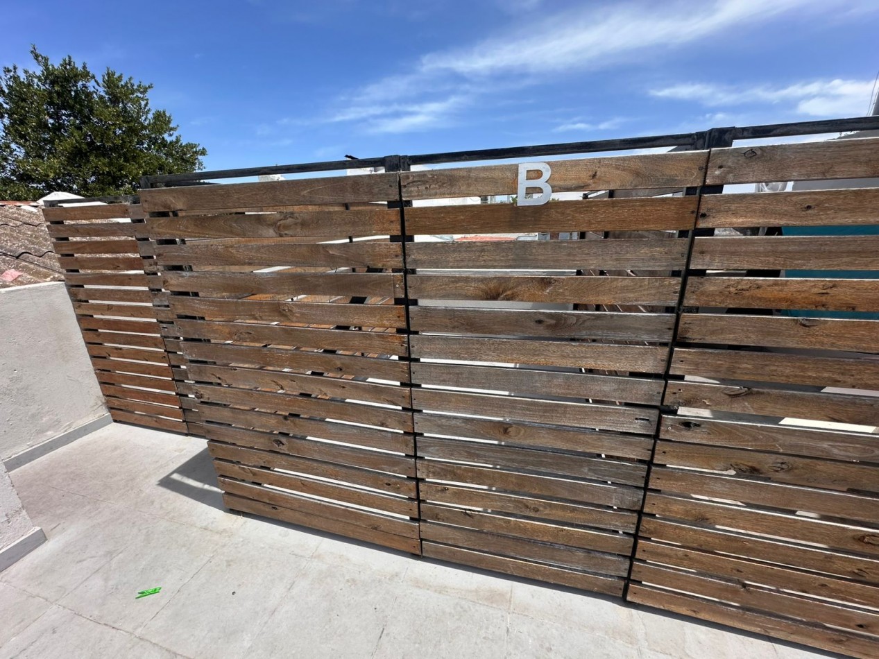 VENTA PH 2 AMB A LA CALLE CON TERRAZA 