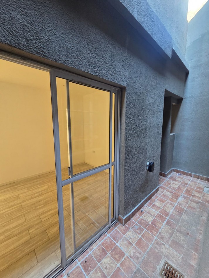 VENTA PH 2 AMB CON PATIO A ESTRENAR villa primera