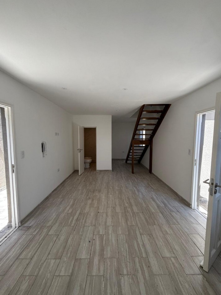 VENTA PH 3 AMB CONTRAFRENTE VILLA PRIMERA