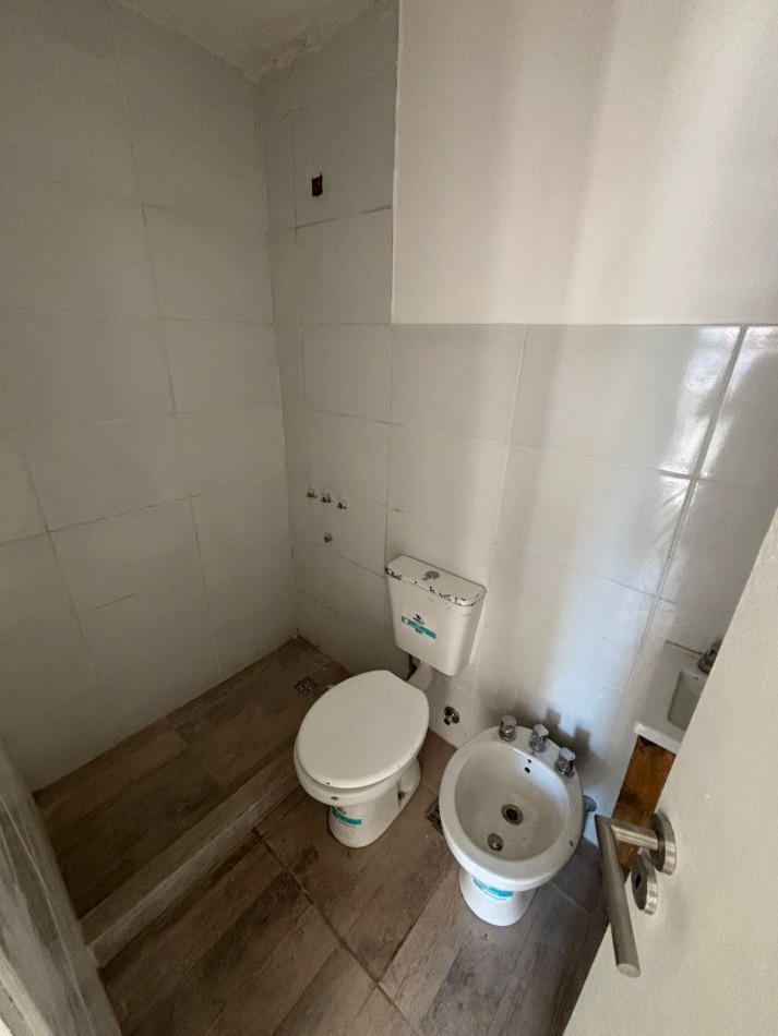 VENTA PH DOS AMBIENTES PATIO ESPACIO COCHERA ZONA SAN JUAN