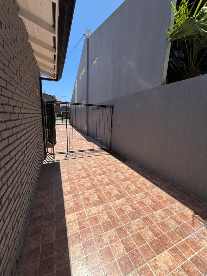 VENTA PH DOS AMBIENTES PATIO ESPACIO COCHERA ZONA SAN JUAN