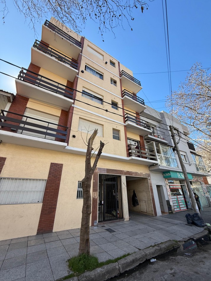 venta espacio de cochera alvarado 1600 