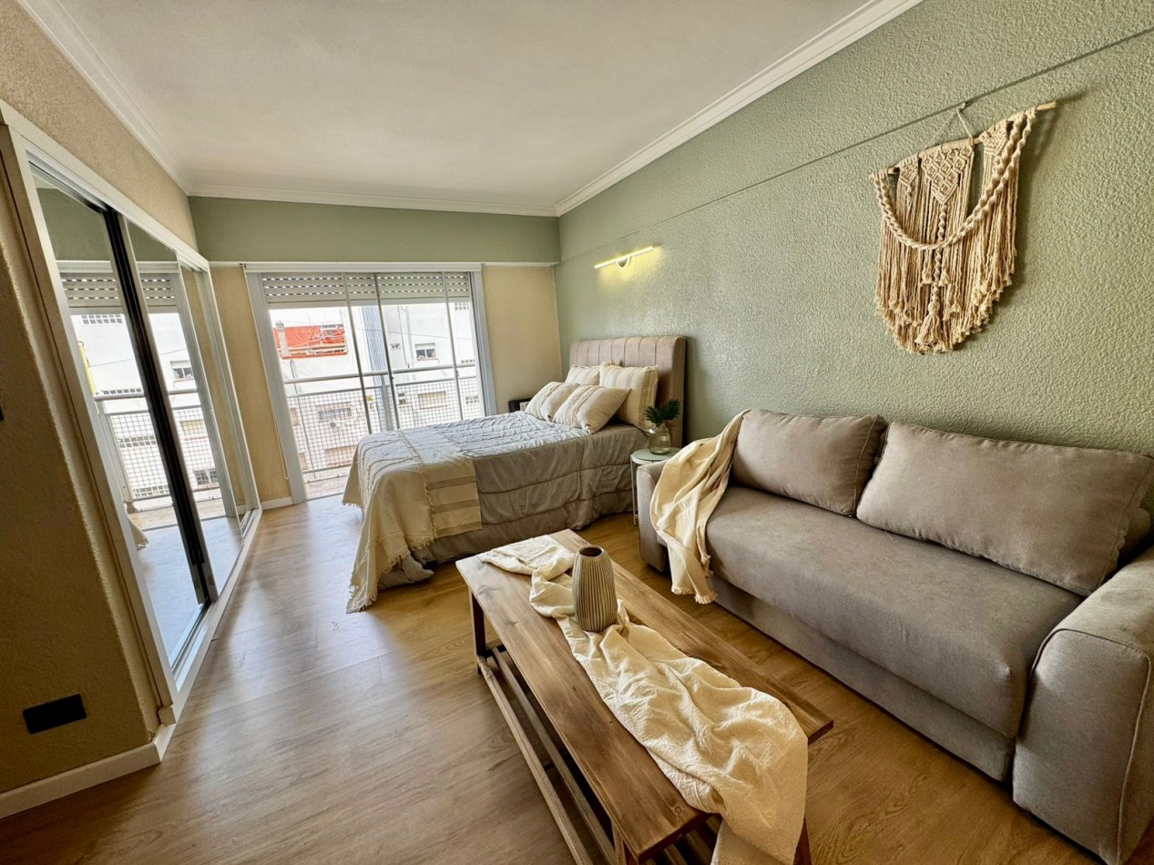 VENTA DEPARTAMENTO UN AMBIENTE CON BALCON