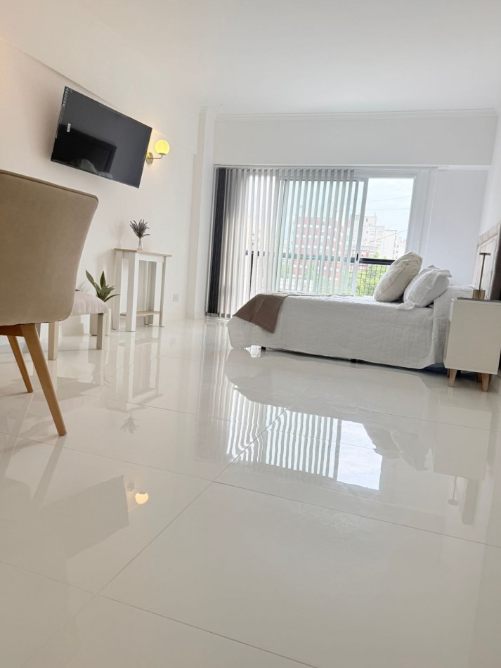 DEPARTAMENTO UN AMBIENTE ZONA CENTRO RECICLADO  