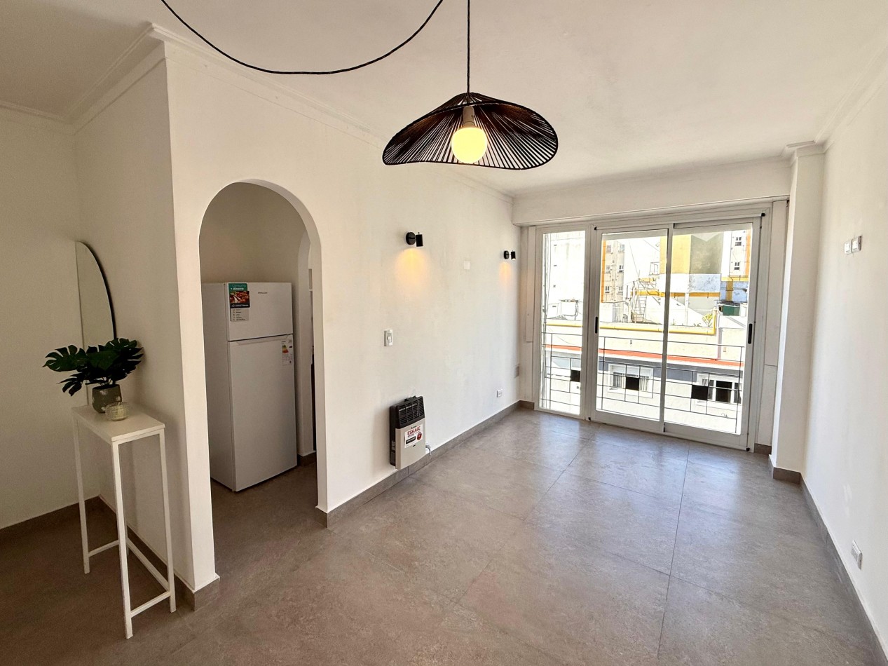 VENTA DEPARTAMENTO 2 AMBIENTES ZONA PLAZA COLON 