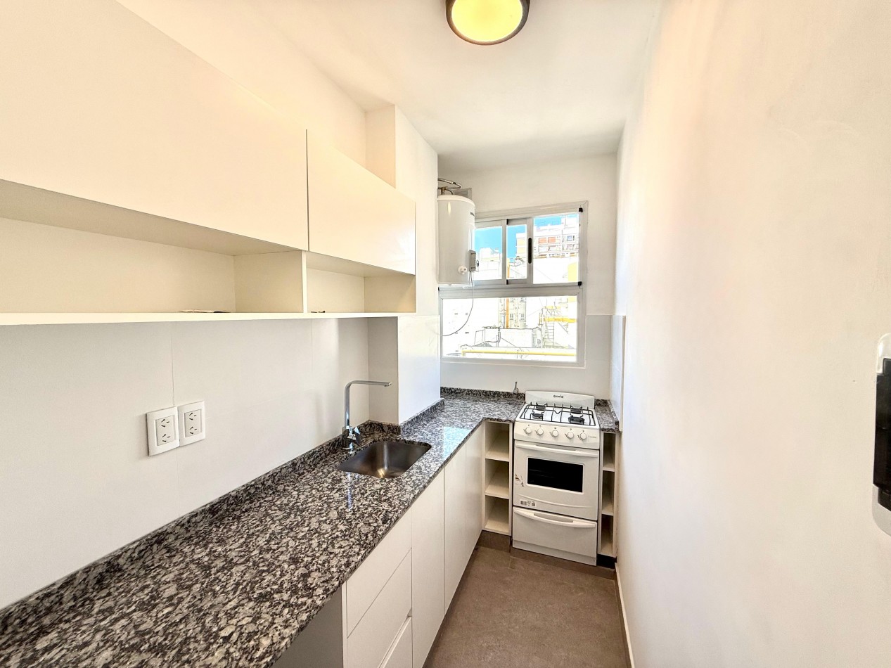 VENTA DEPARTAMENTO 2 AMBIENTES ZONA PLAZA COLON 