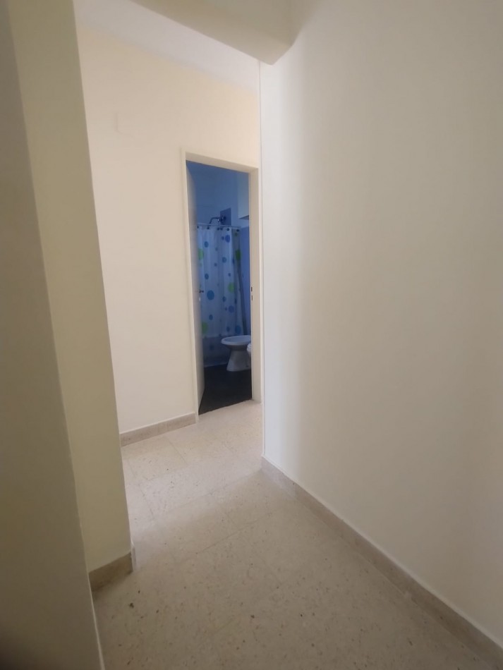 Alquiler 24 meses zona Guemes departamento dos ambientes a la calle con balcon super luminoso 