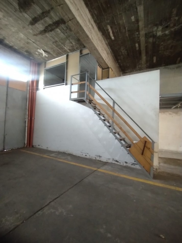  GALPON EN ALQUILER ZONA 11 DE SEPTIEMBRE 5300 