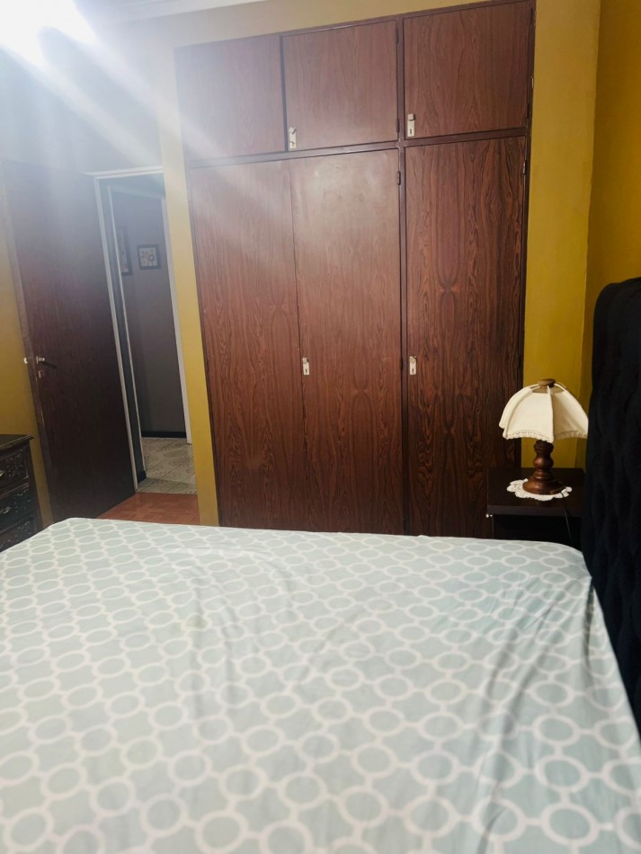 Departamento dos ambientes en venta zona Guemes 