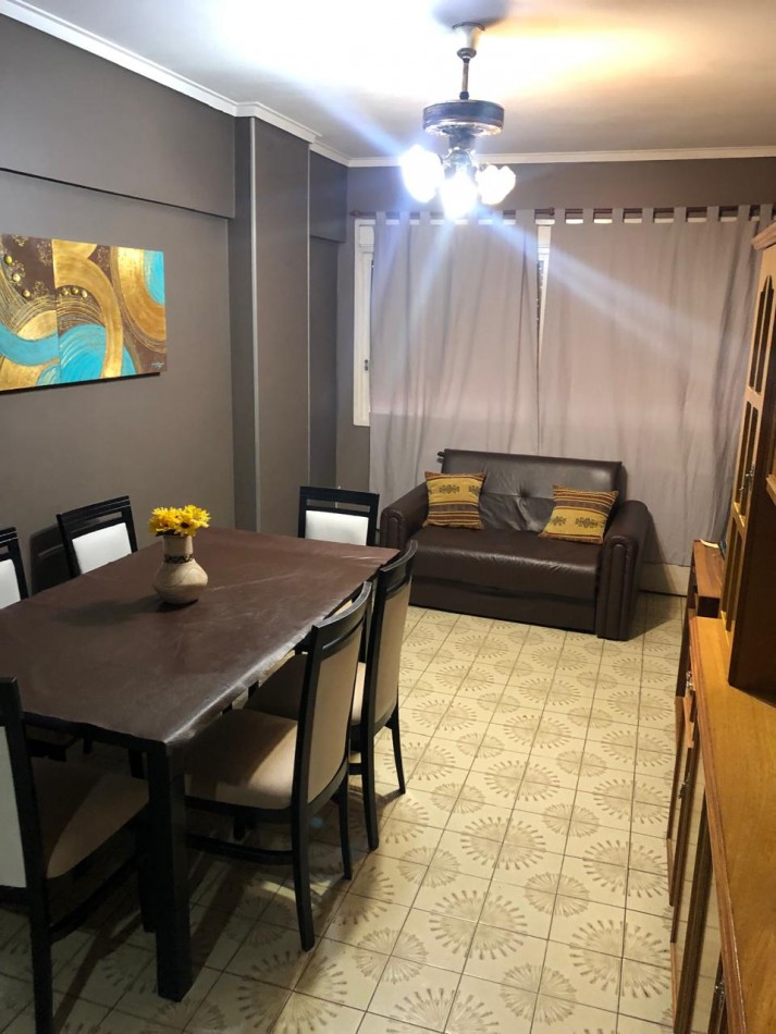 Departamento dos ambientes en venta zona Guemes 