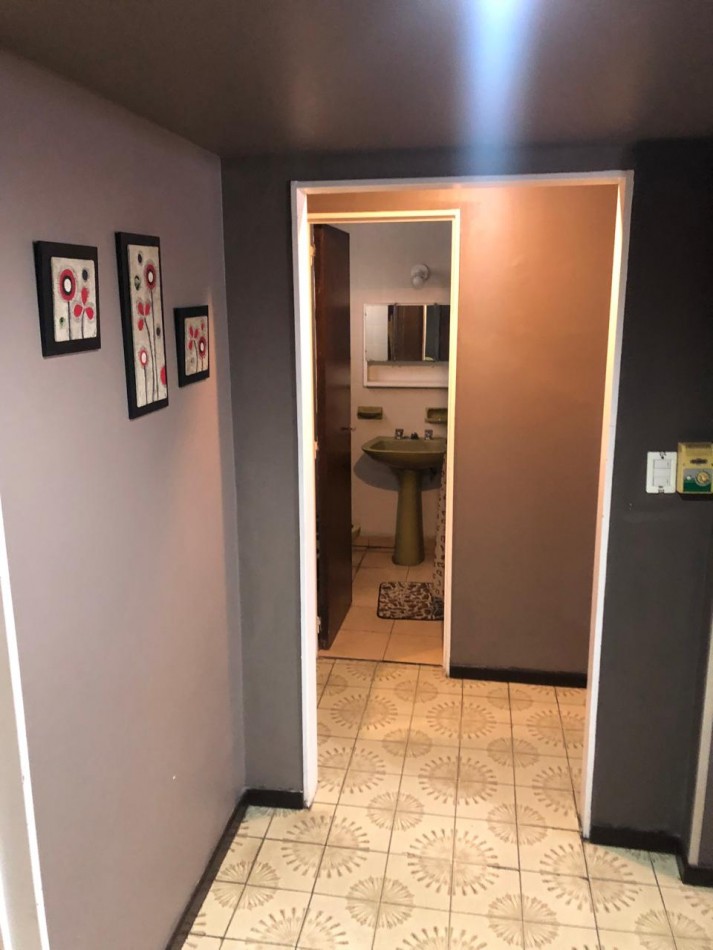 Departamento dos ambientes en venta zona Guemes 