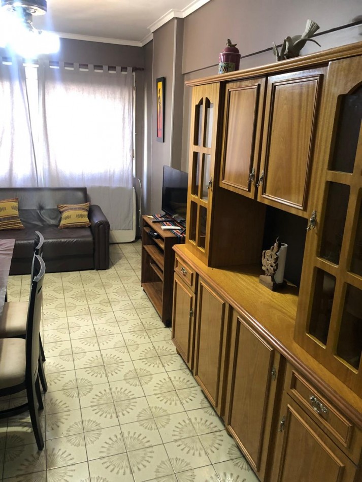 Departamento dos ambientes en venta zona Guemes 