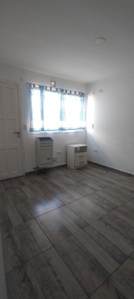 Alquiler 24 meses PH 3 ambientes con cochera y patio
