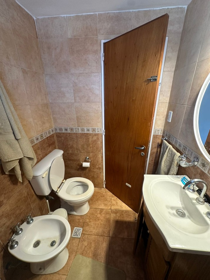 Departamento 2 ambientes 2 balcones calle Derqui