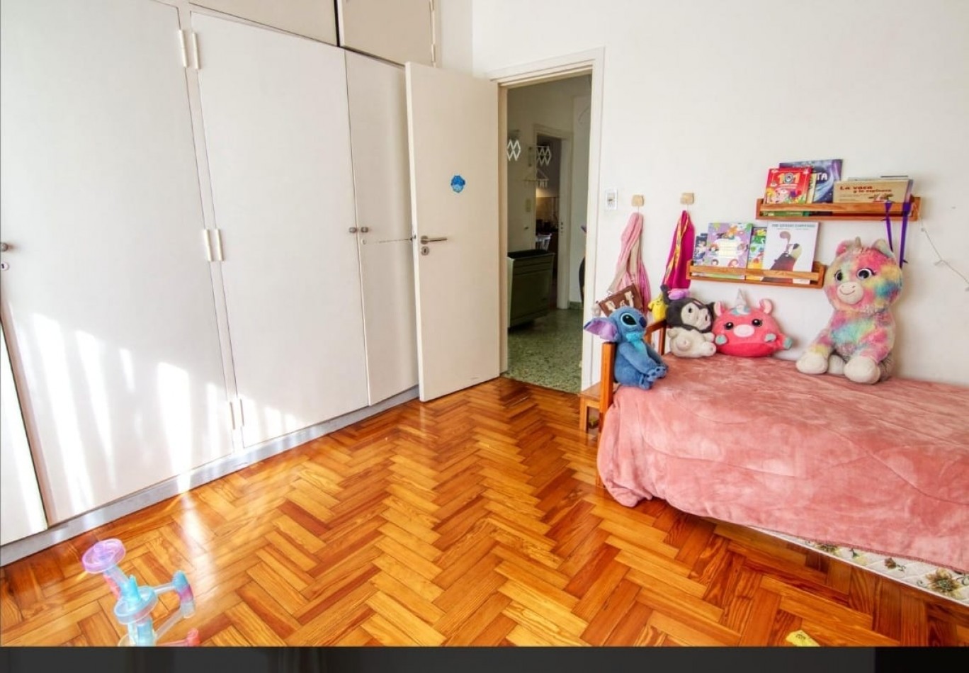 Alquiler 24 meses PH para uso profesional o comercial en primer piso al frente en Av. Colon 3400