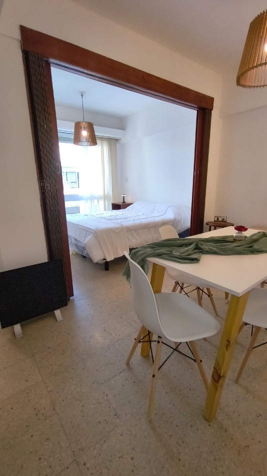 DEPARTAMENTO 1 AMBIENTE ESTADO ORIGINAL IMPECABLE ZONA P. ALDREY 