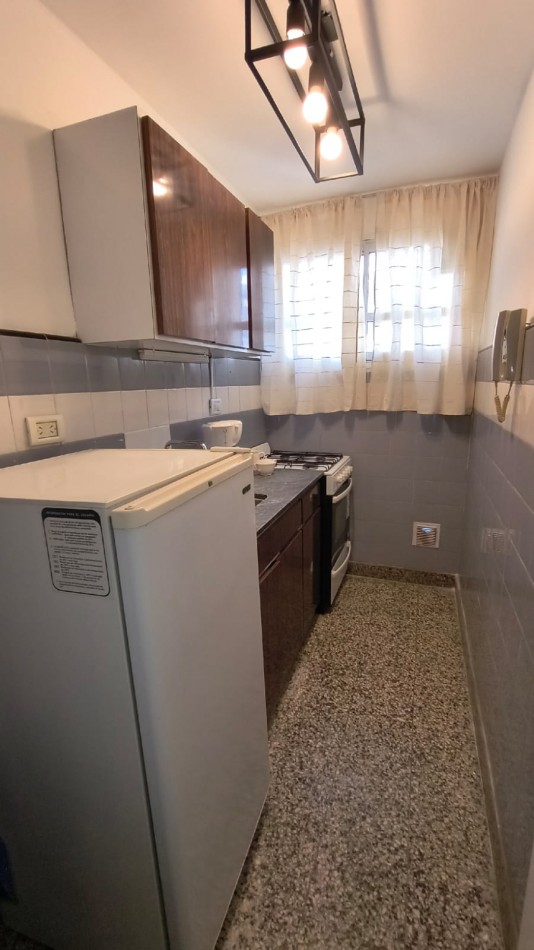 DEPARTAMENTO 1 AMBIENTE ESTADO ORIGINAL IMPECABLE ZONA P. ALDREY 