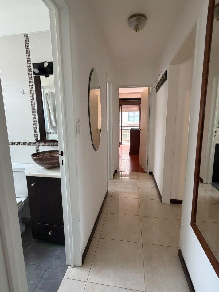 Departamento 3 ambientes al frente con cochera y baulera zona Guemes 
