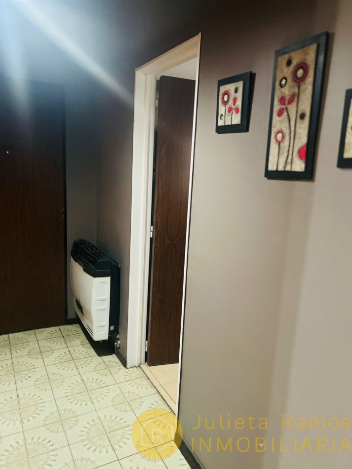 Departamento dos ambientes en venta zona Guemes 