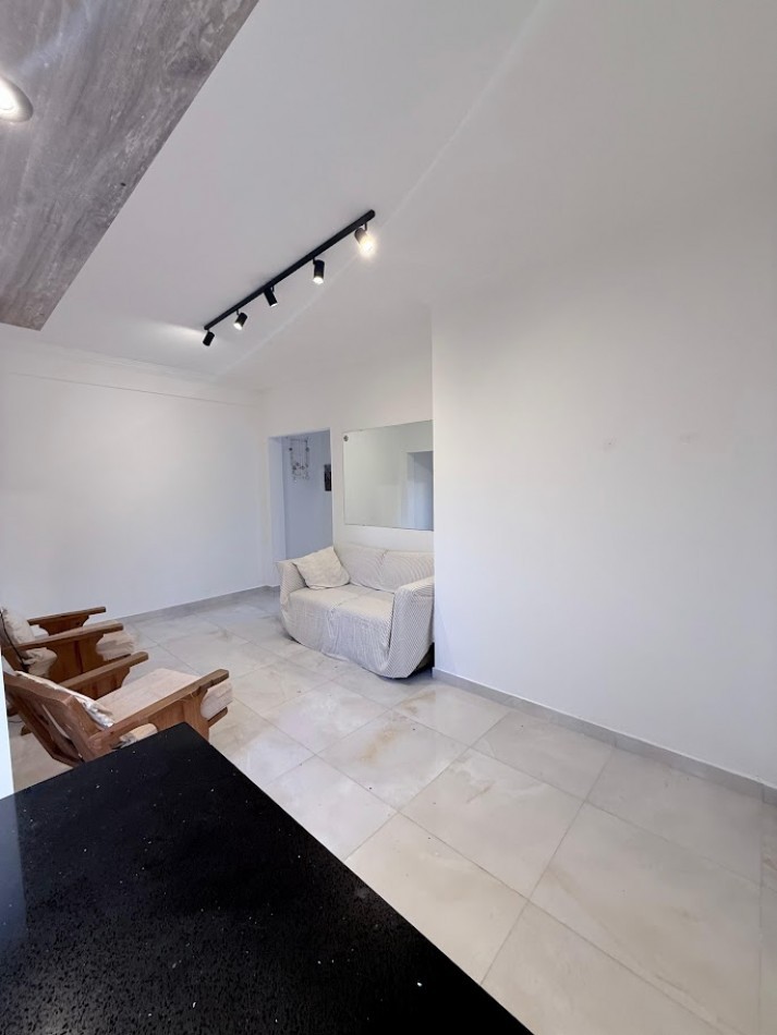 VENTA DEPARTAMENTO DE DOS AMBIENTES CON ESPACIO PARA COCHERA UBICACION SANTA FE 2884