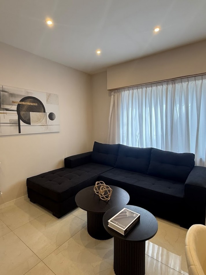 CASA PH CUATRO AMBIENTES CON COCHERA ZONA NUEVA POMPEYA 