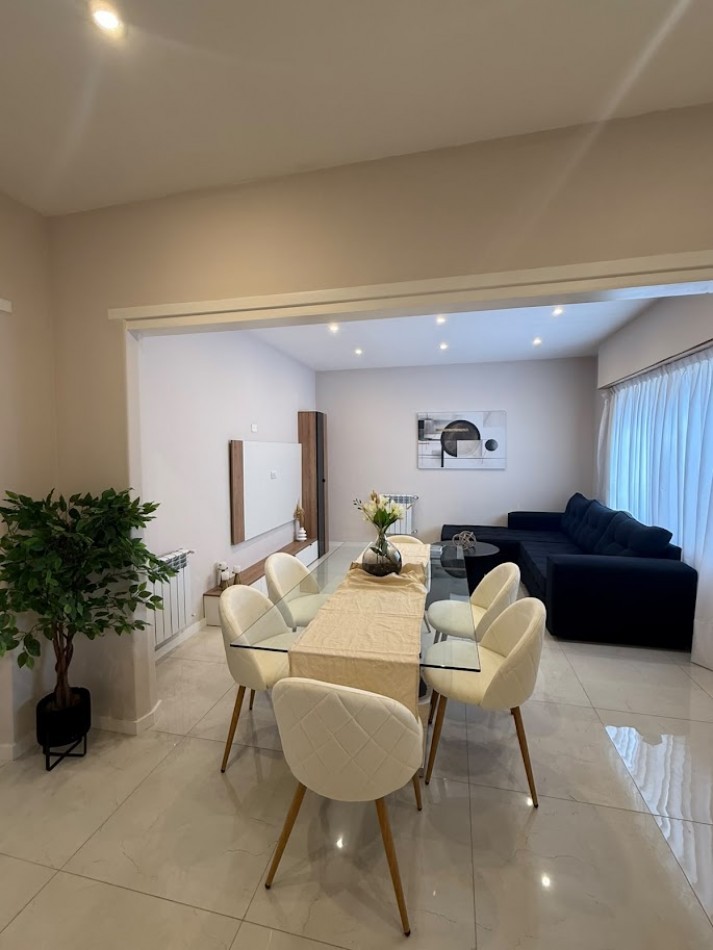 CASA PH CUATRO AMBIENTES CON COCHERA ZONA NUEVA POMPEYA 