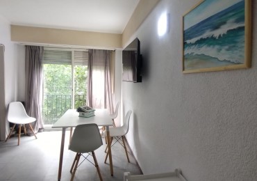 Alquiler temporada verano 2026 ambiente y medio zona shopping Aldrey 