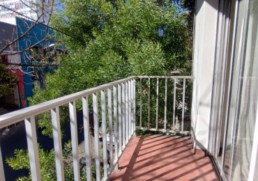 VENTA DEPARTAMENTO 3 AMBIENTES CON DEPENDENCIA AL FRENTE CON PATIO BELGRANO 2770