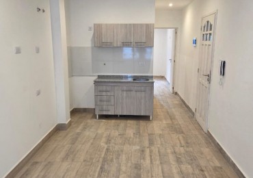 VENTA PH 2 AMB CON PATIO ZONA DON BOSCO 