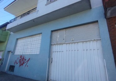 Venta Galpon / Taller con vivienda en planta alta - ideal inversion o uso mixto 